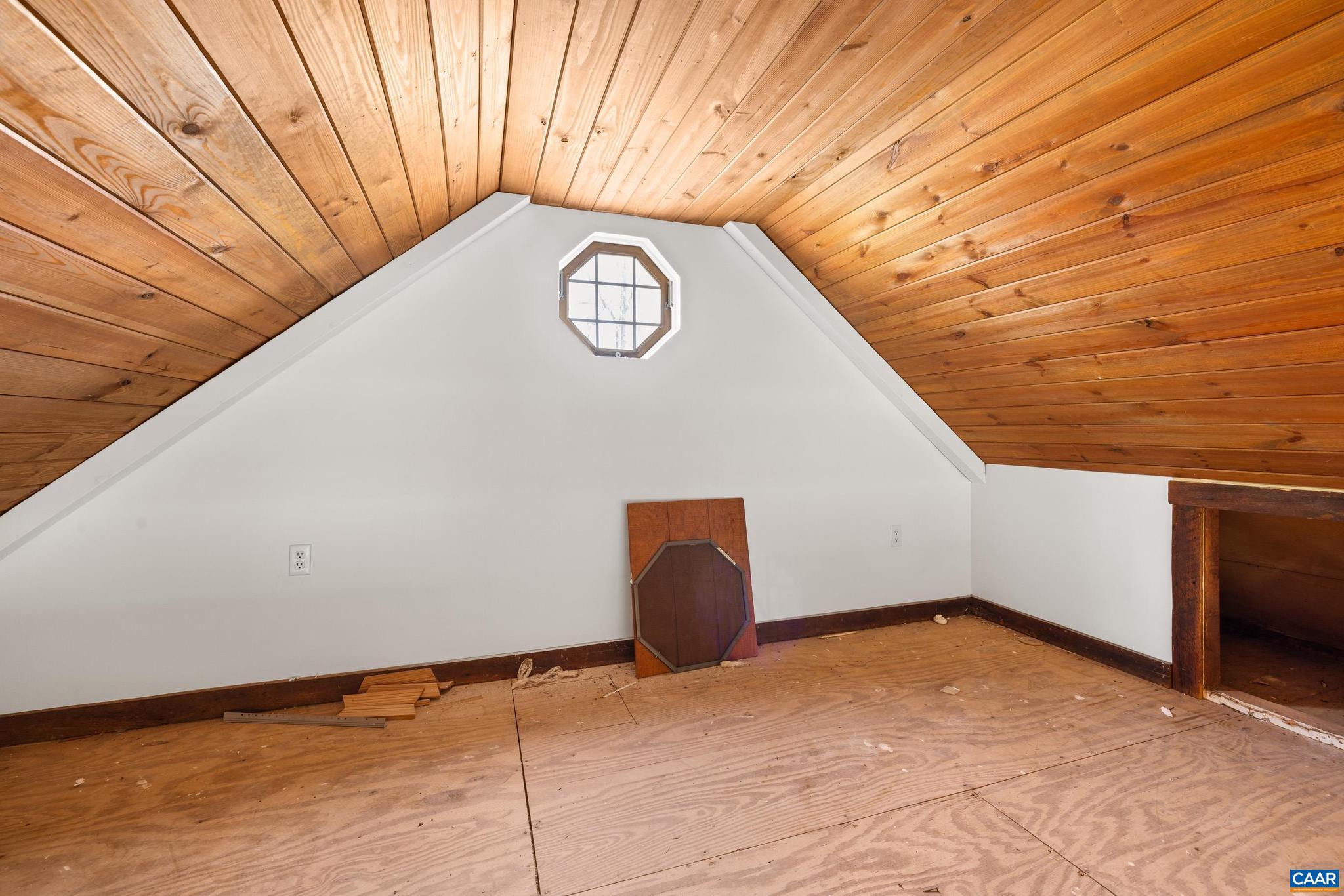 DOGWOOD VALLEY - Residential