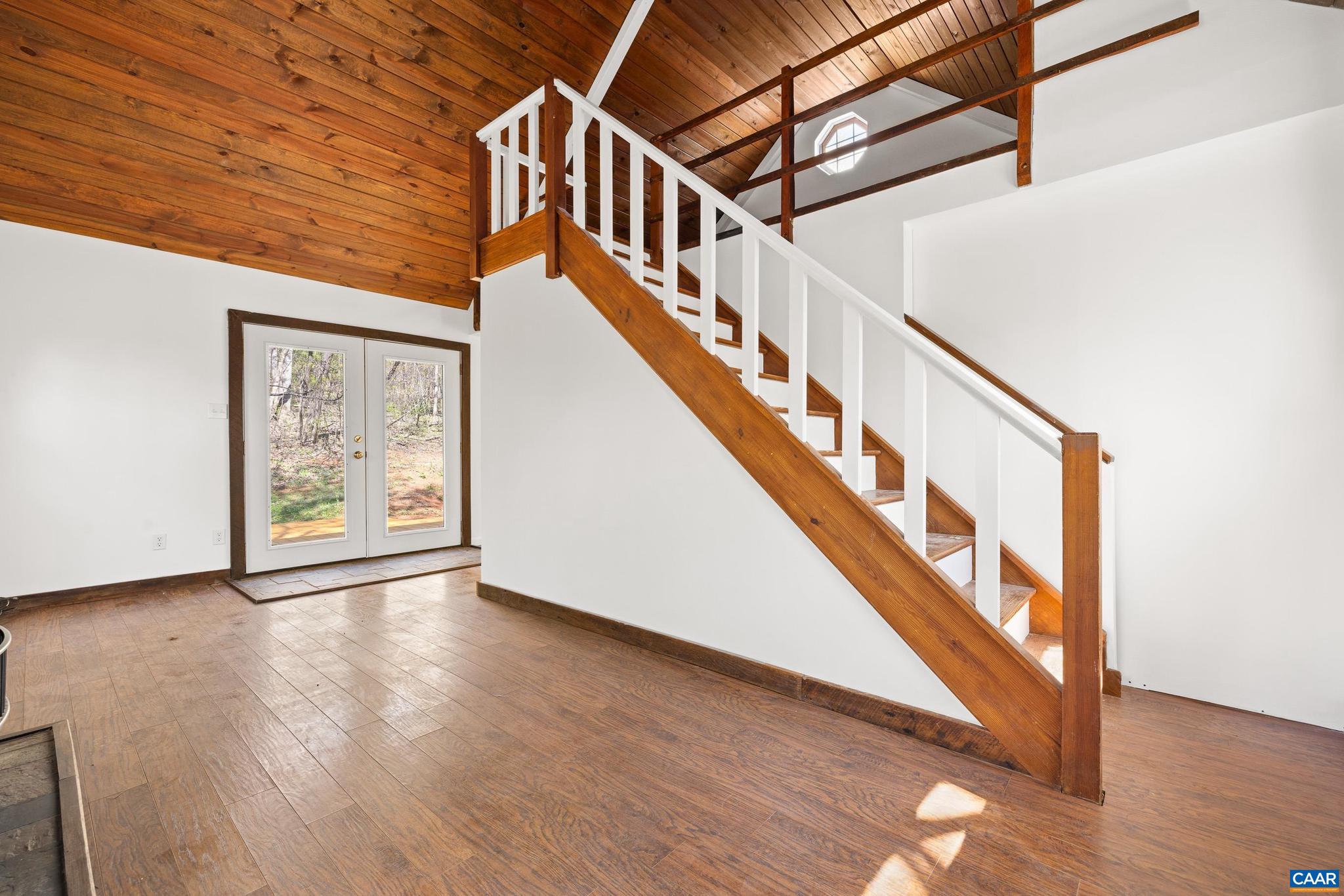 DOGWOOD VALLEY - Residential