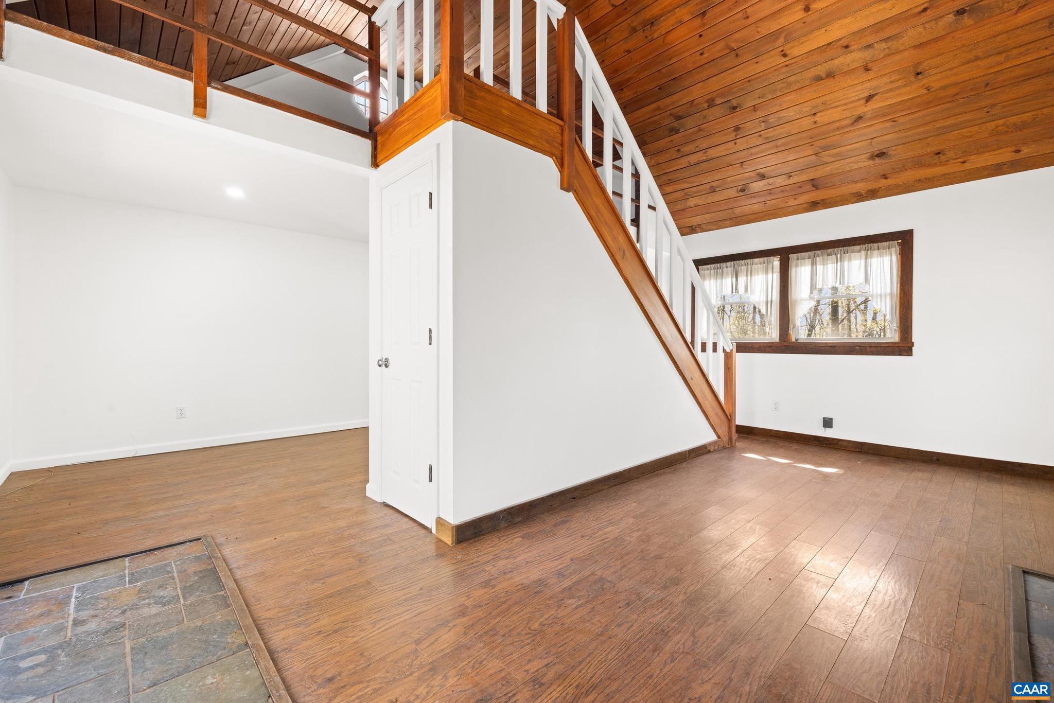 DOGWOOD VALLEY - Residential