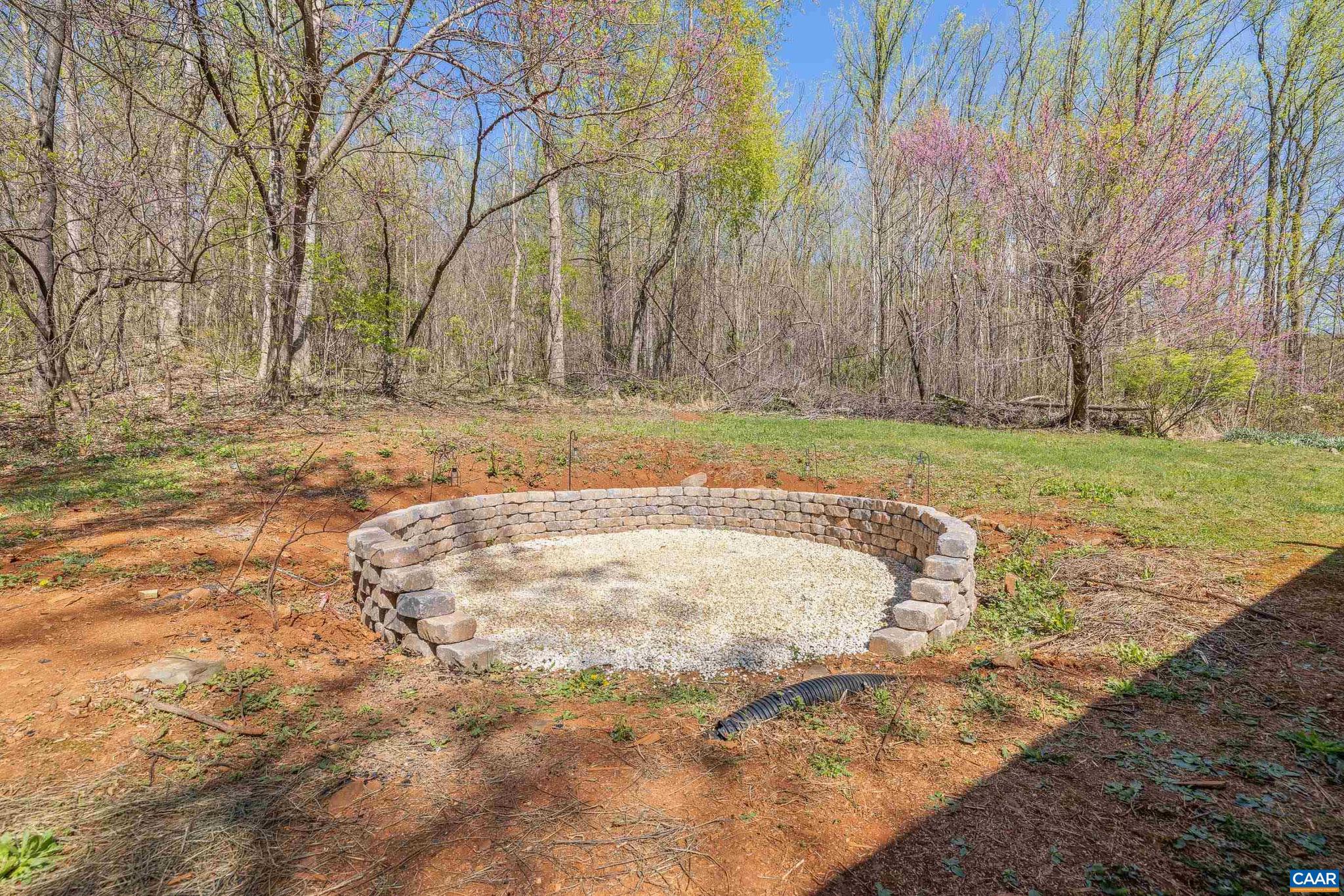 DOGWOOD VALLEY - Residential