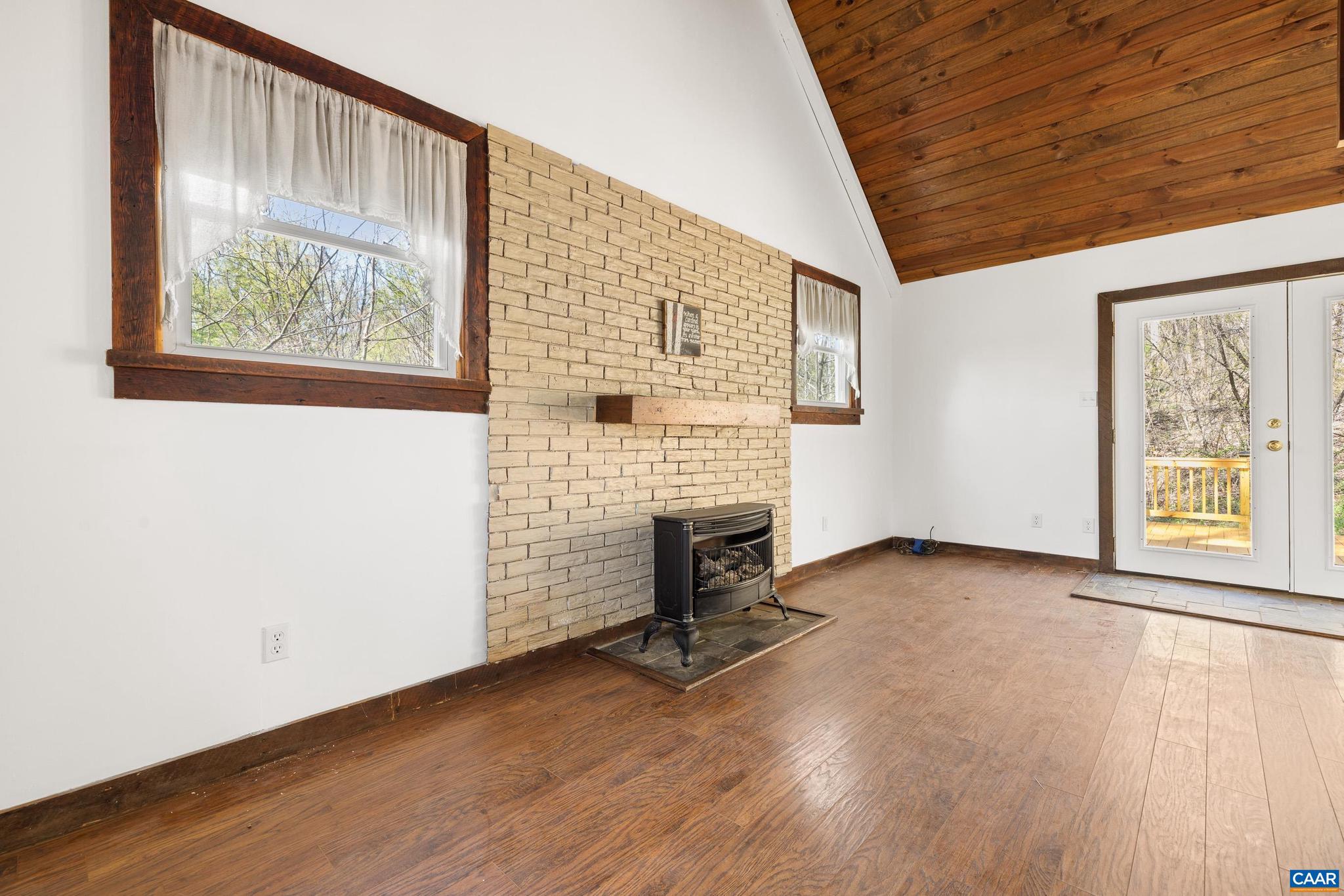 DOGWOOD VALLEY - Residential