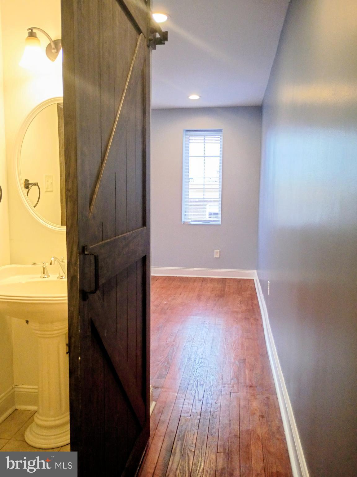 LITTLE ITALY - Residential Lease