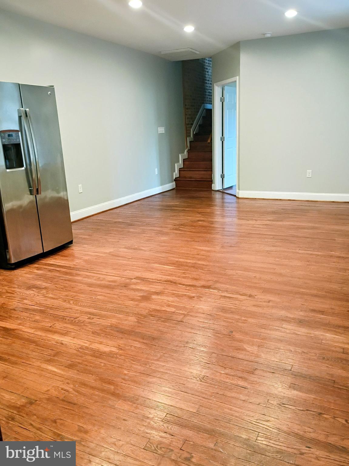 LITTLE ITALY - Residential Lease