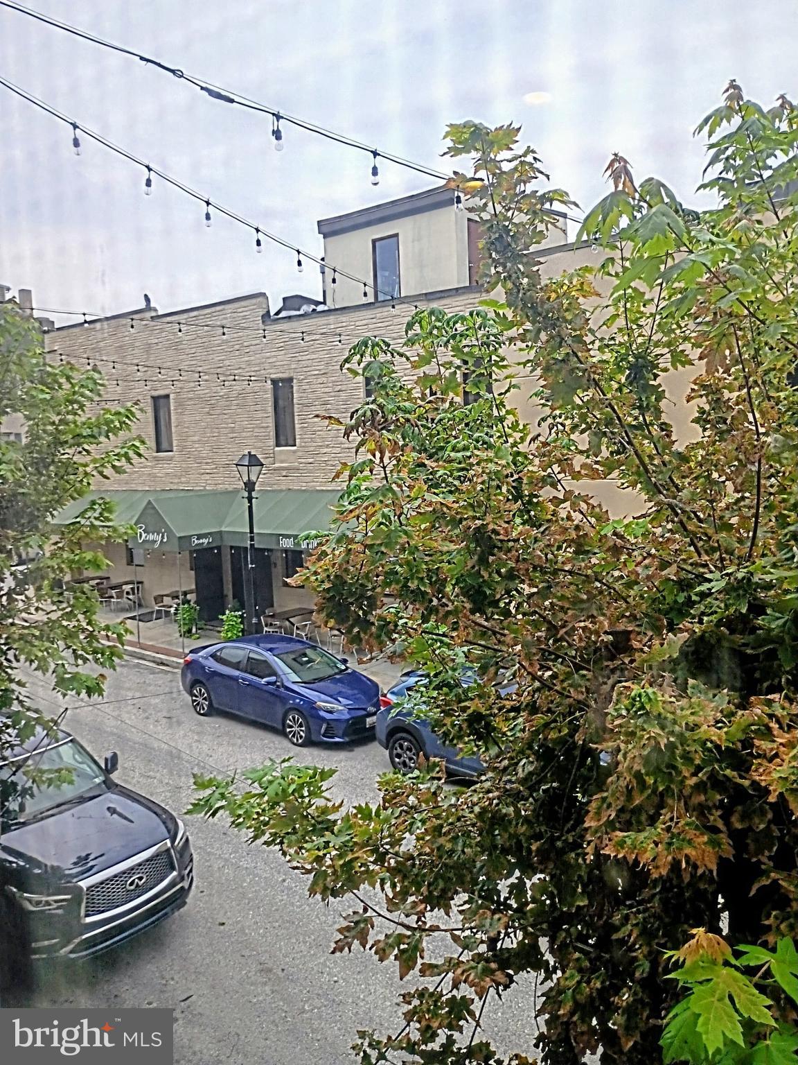 LITTLE ITALY - Residential Lease