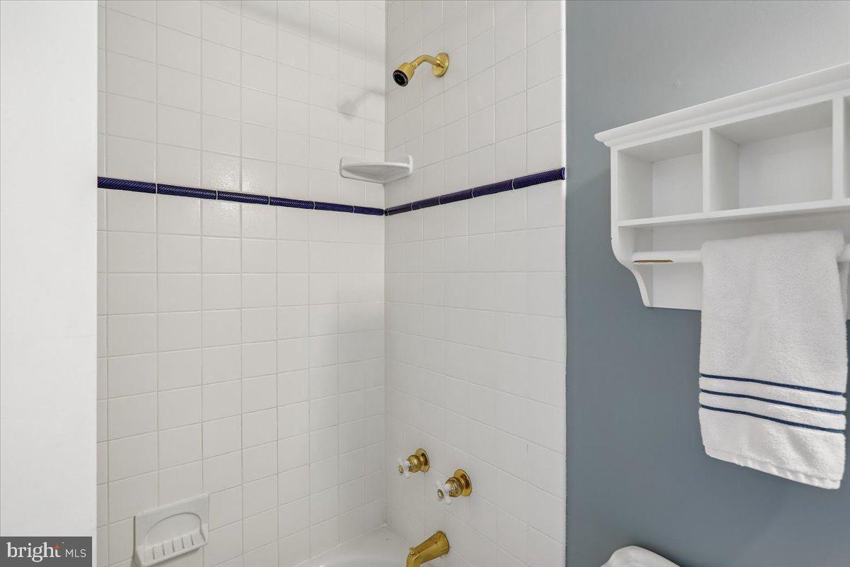 CROSS KEYS - Residential