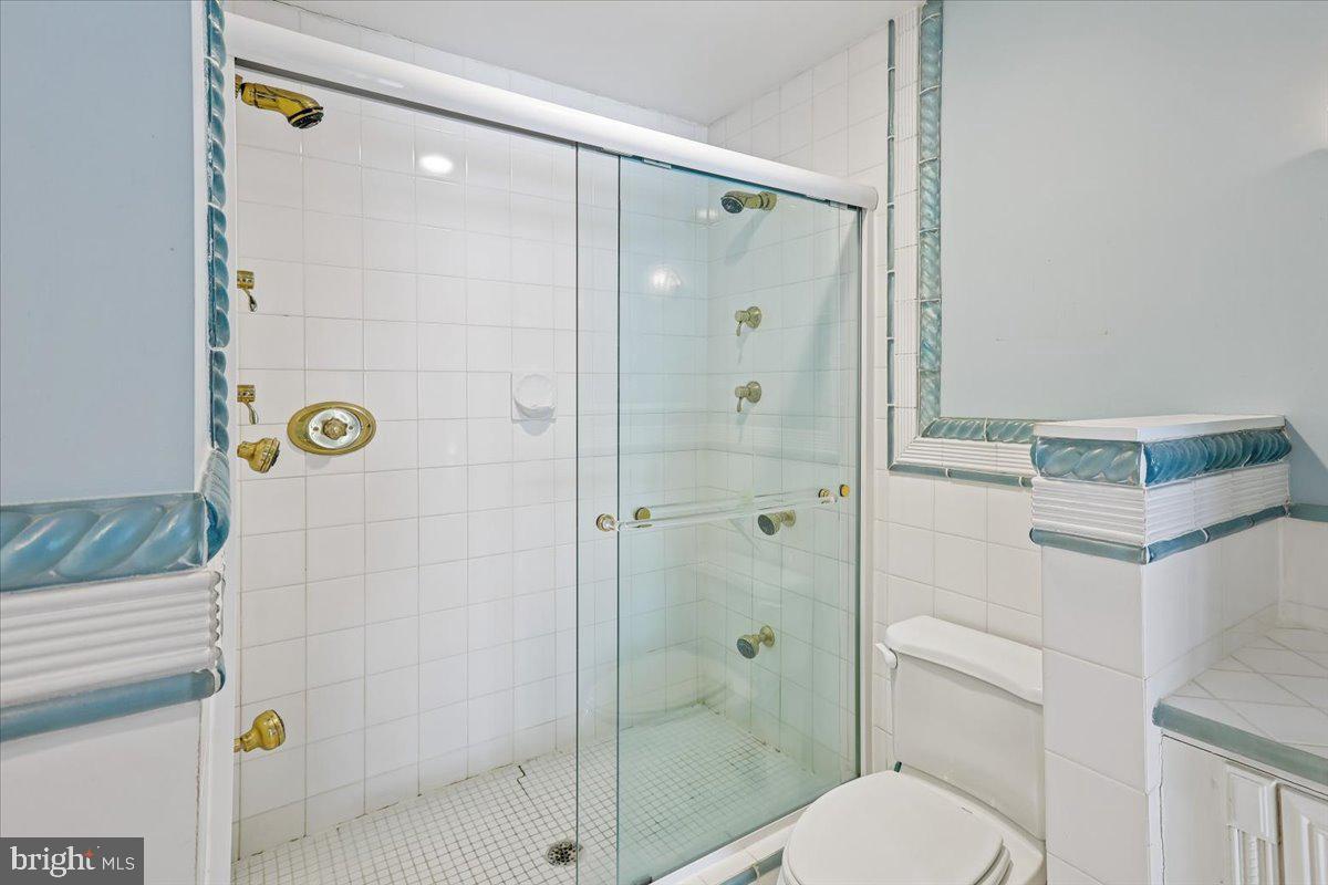 CROSS KEYS - Residential