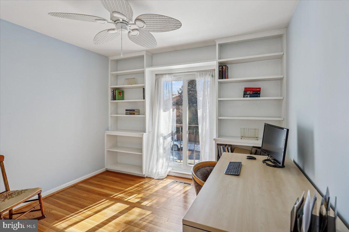 CROSS KEYS - Residential