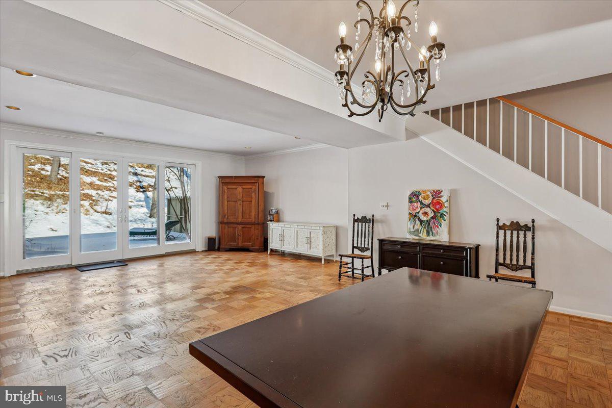 CROSS KEYS - Residential