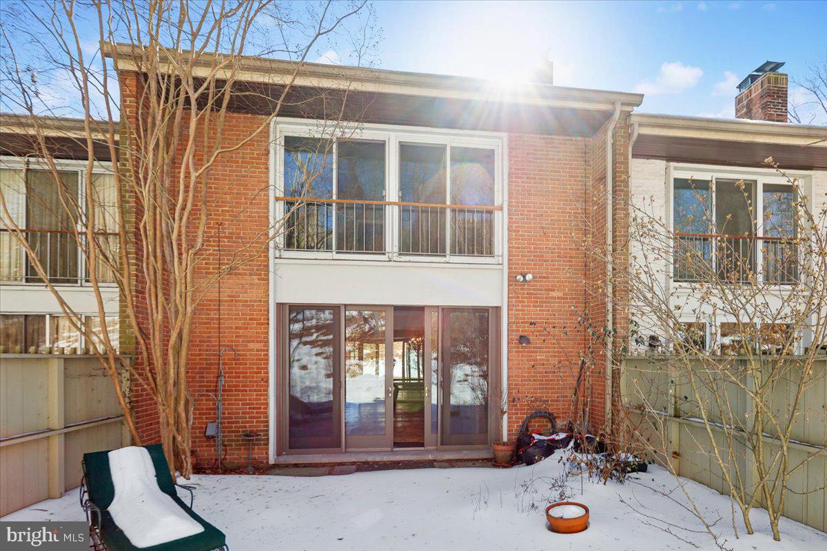 CROSS KEYS - Residential