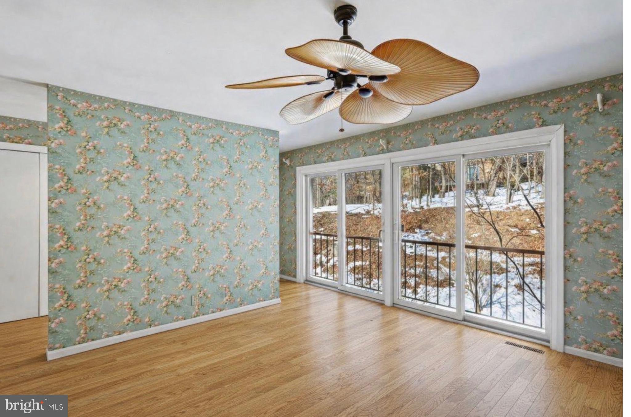 CROSS KEYS - Residential