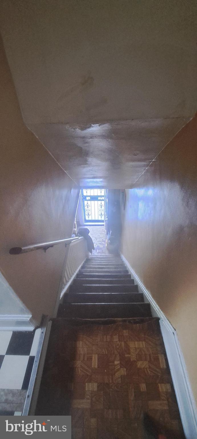 WEST BALTIMORE - Residential