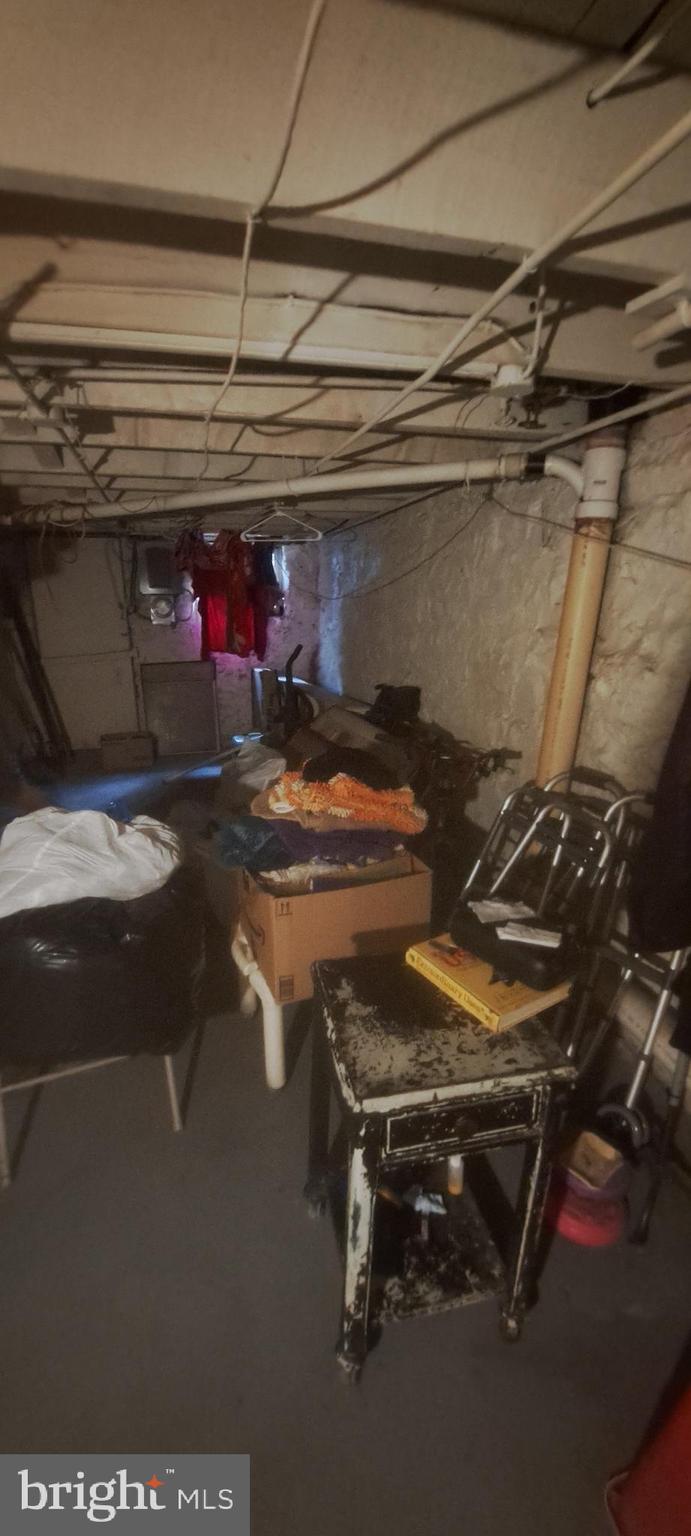 WEST BALTIMORE - Residential