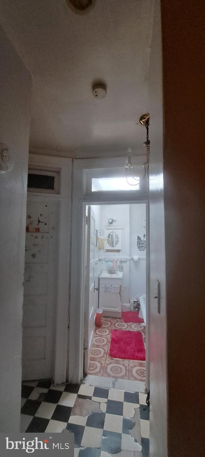 WEST BALTIMORE - Residential