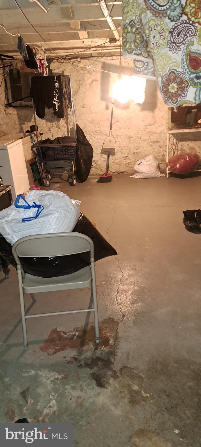 WEST BALTIMORE - Residential