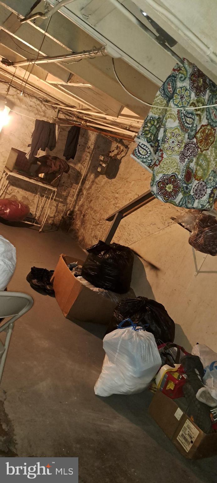 WEST BALTIMORE - Residential