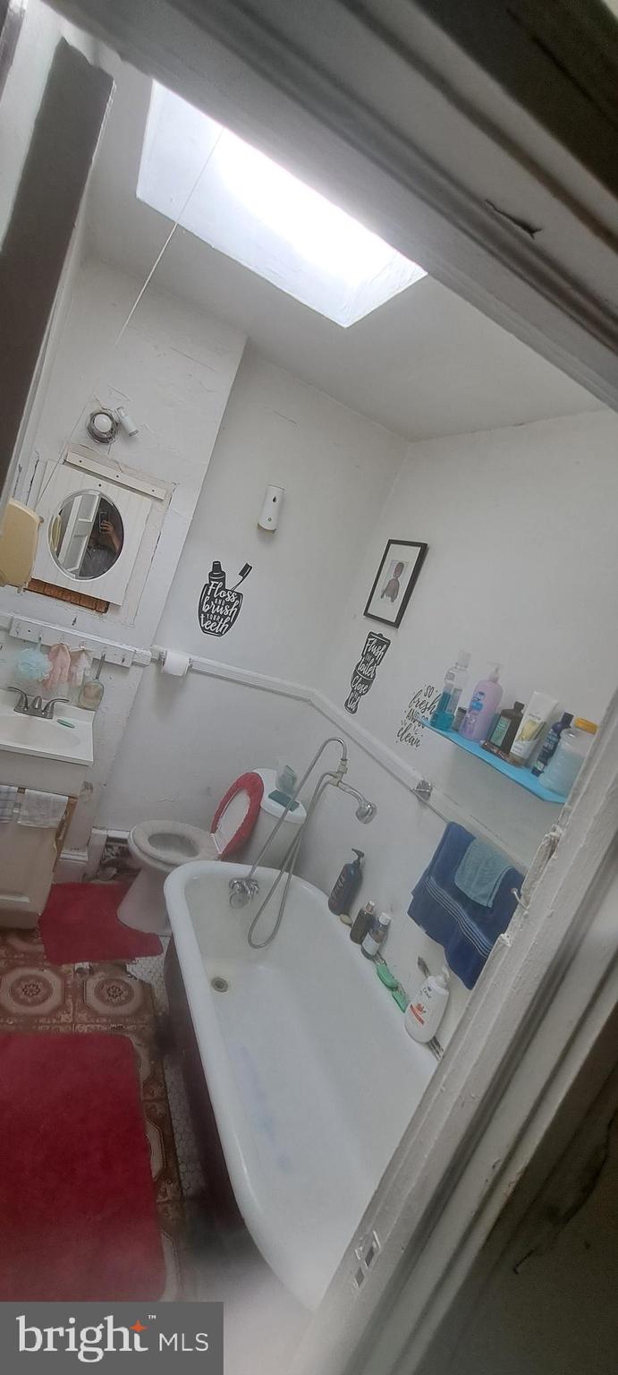 WEST BALTIMORE - Residential