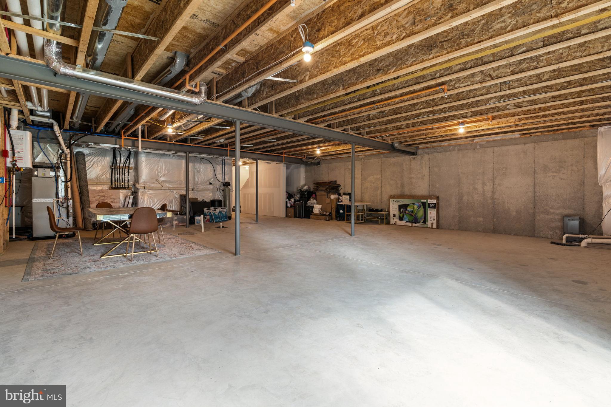 DOYLESTOWN WALK - Residential Lease