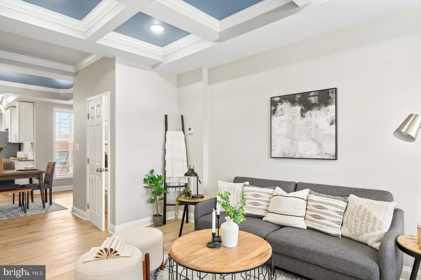 EVERGREEN LAWN - Residential