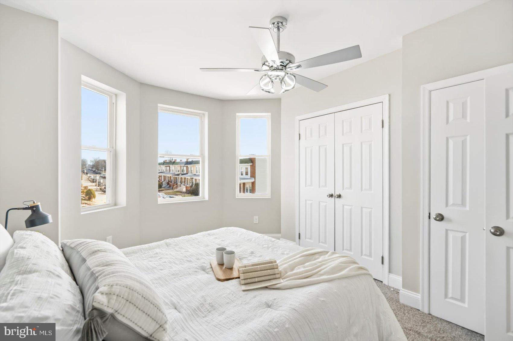 EVERGREEN LAWN - Residential