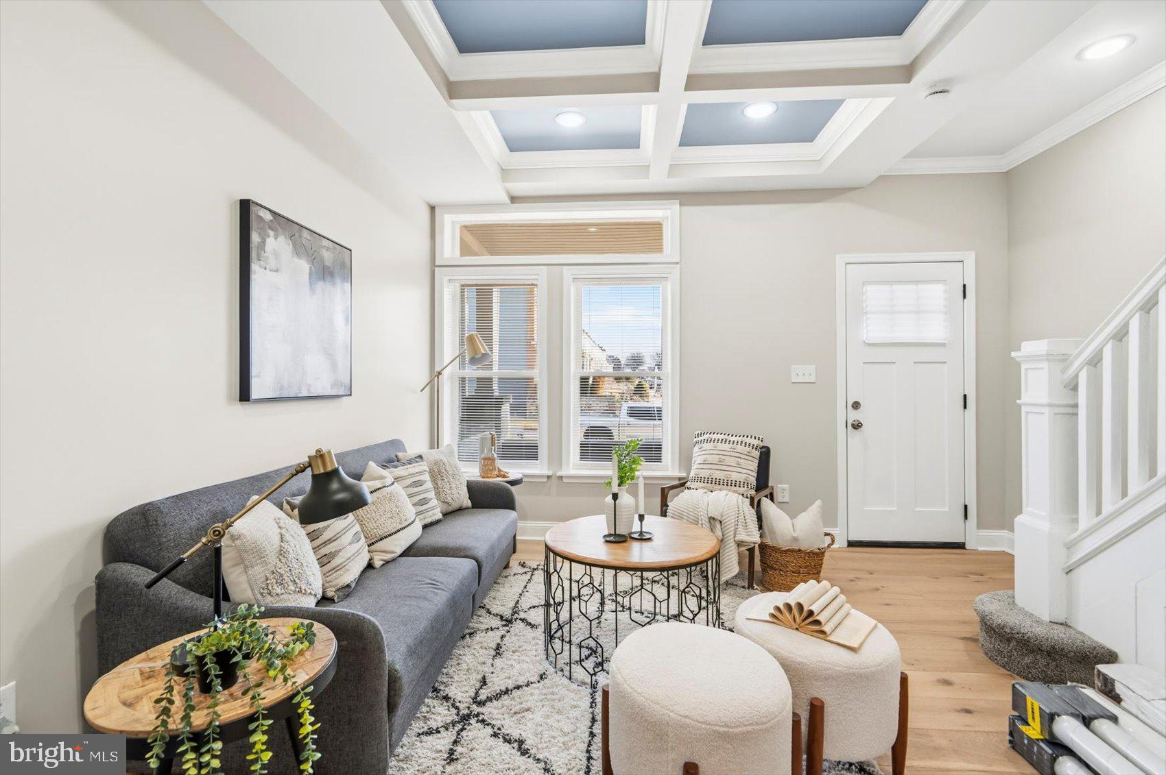 EVERGREEN LAWN - Residential