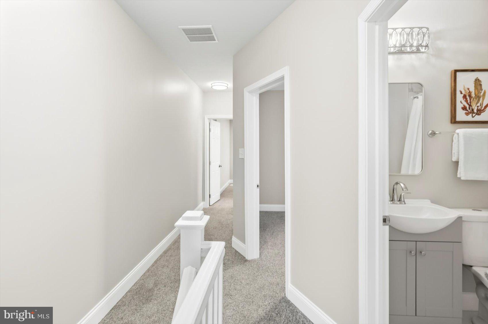 EVERGREEN LAWN - Residential