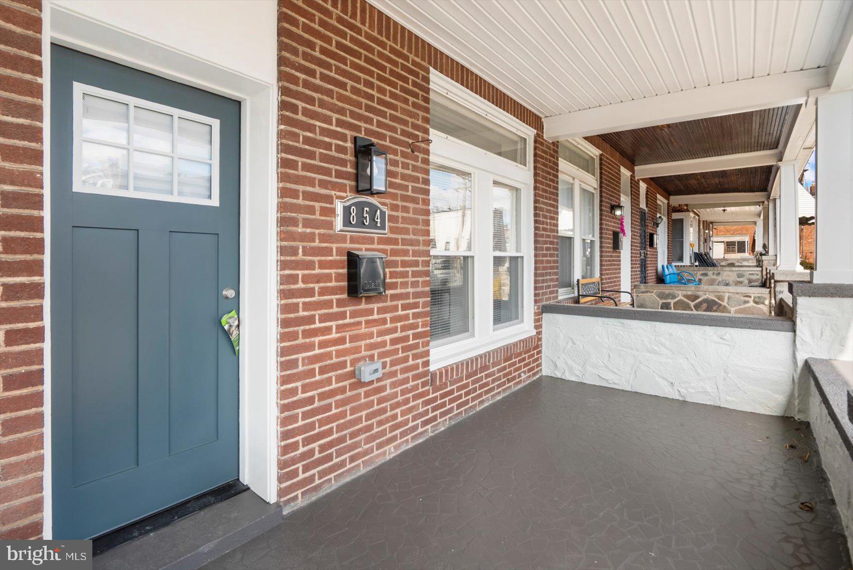 EVERGREEN LAWN - Residential