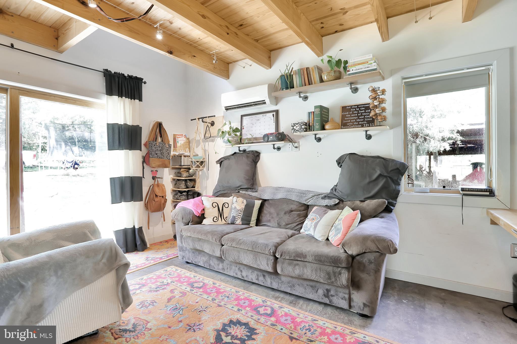 HORSESHOE BEND - Residential