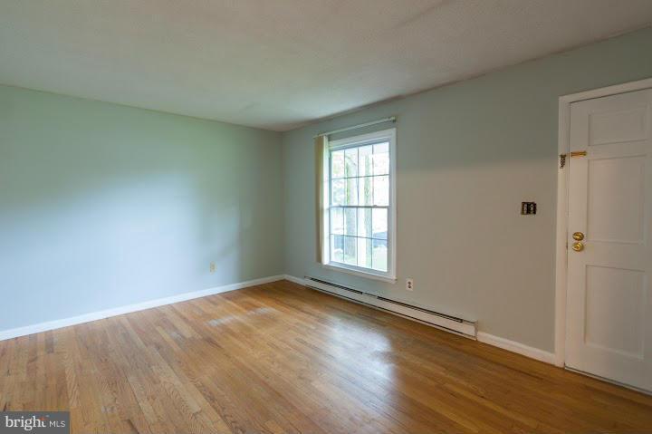 MECKLENBURG HEIGHTS - Residential Lease