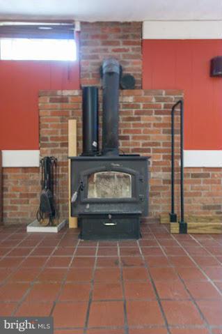 MECKLENBURG HEIGHTS - Residential Lease