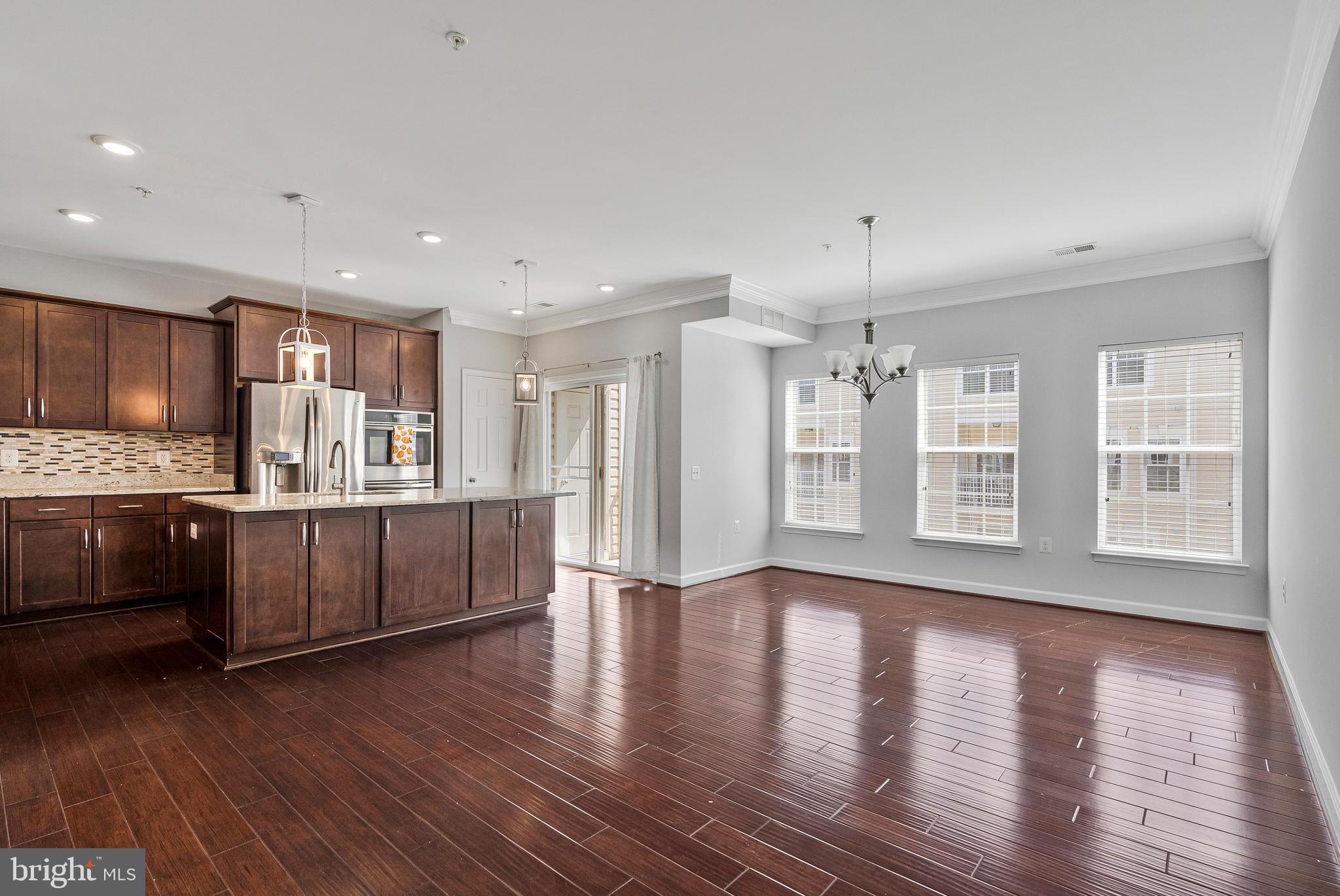 EAST GATE 3 CONDOMINIUM - Residential