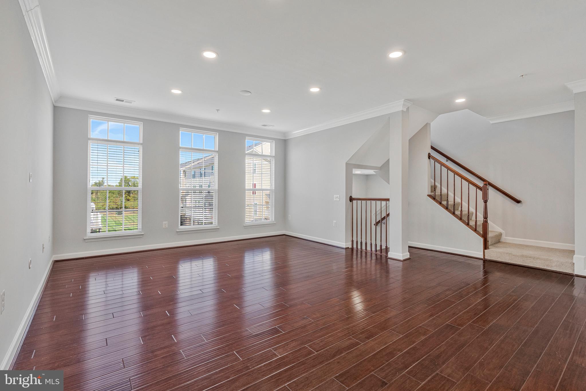 EAST GATE 3 CONDOMINIUM - Residential