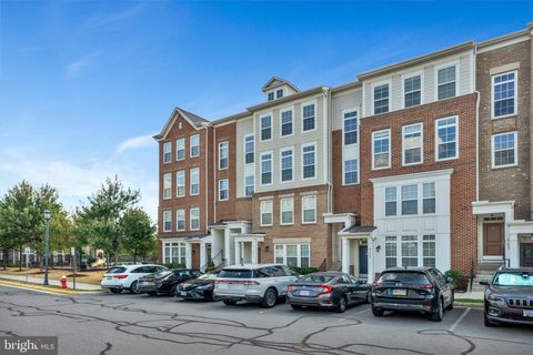 43613 HELMSDALE TERRACE CHANTILLY VA 20152