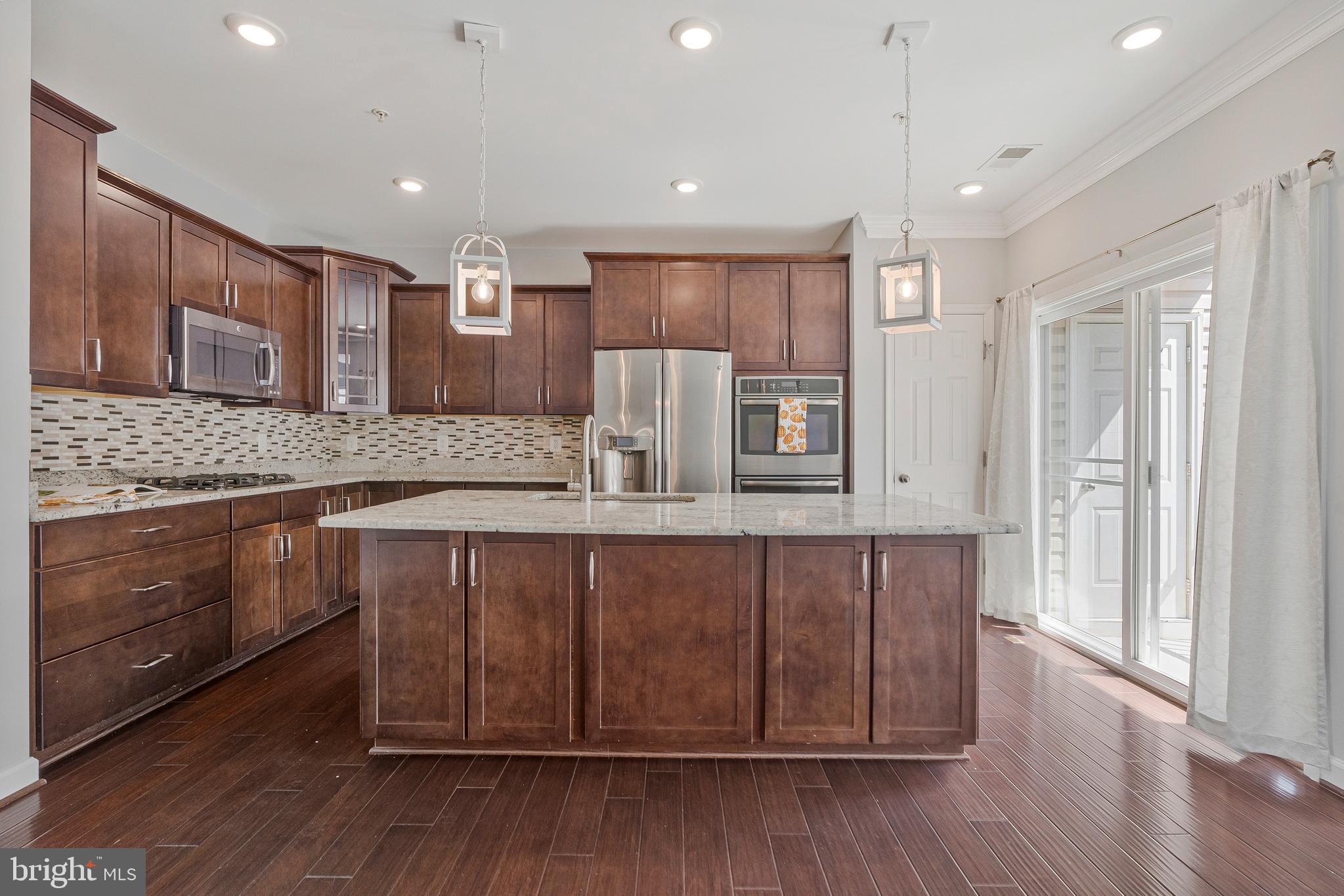 EAST GATE 3 CONDOMINIUM - Residential