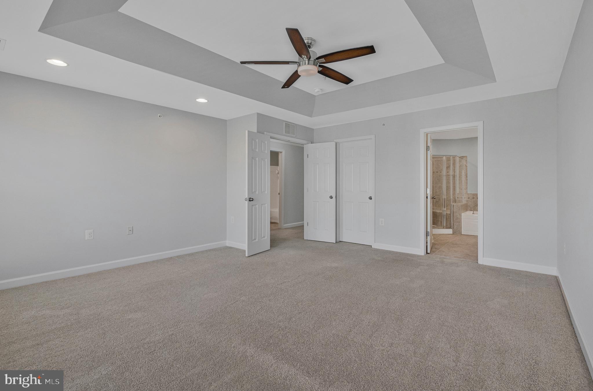 EAST GATE 3 CONDOMINIUM - Residential