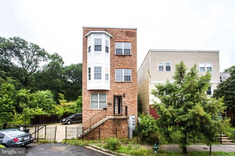 1245 18TH STREET NE 2 WASHINGTON DC 20002