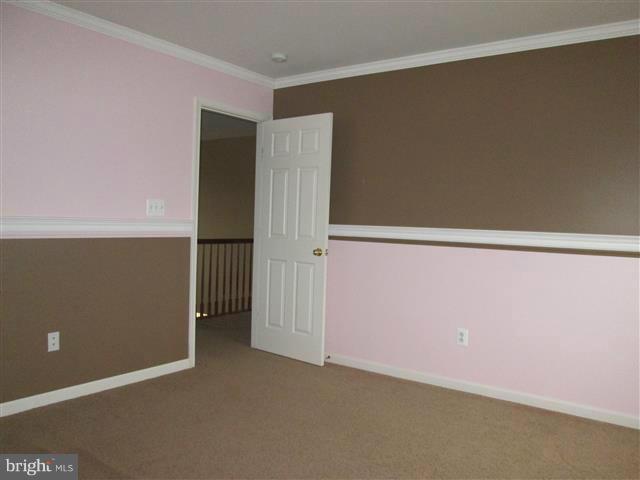 CATTAIL COMMONS - Residential