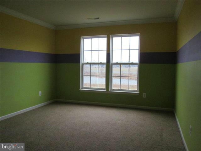 CATTAIL COMMONS - Residential