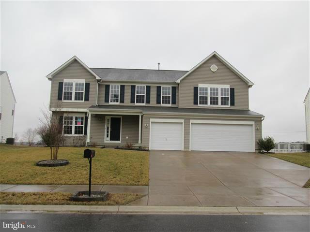 CATTAIL COMMONS - Residential