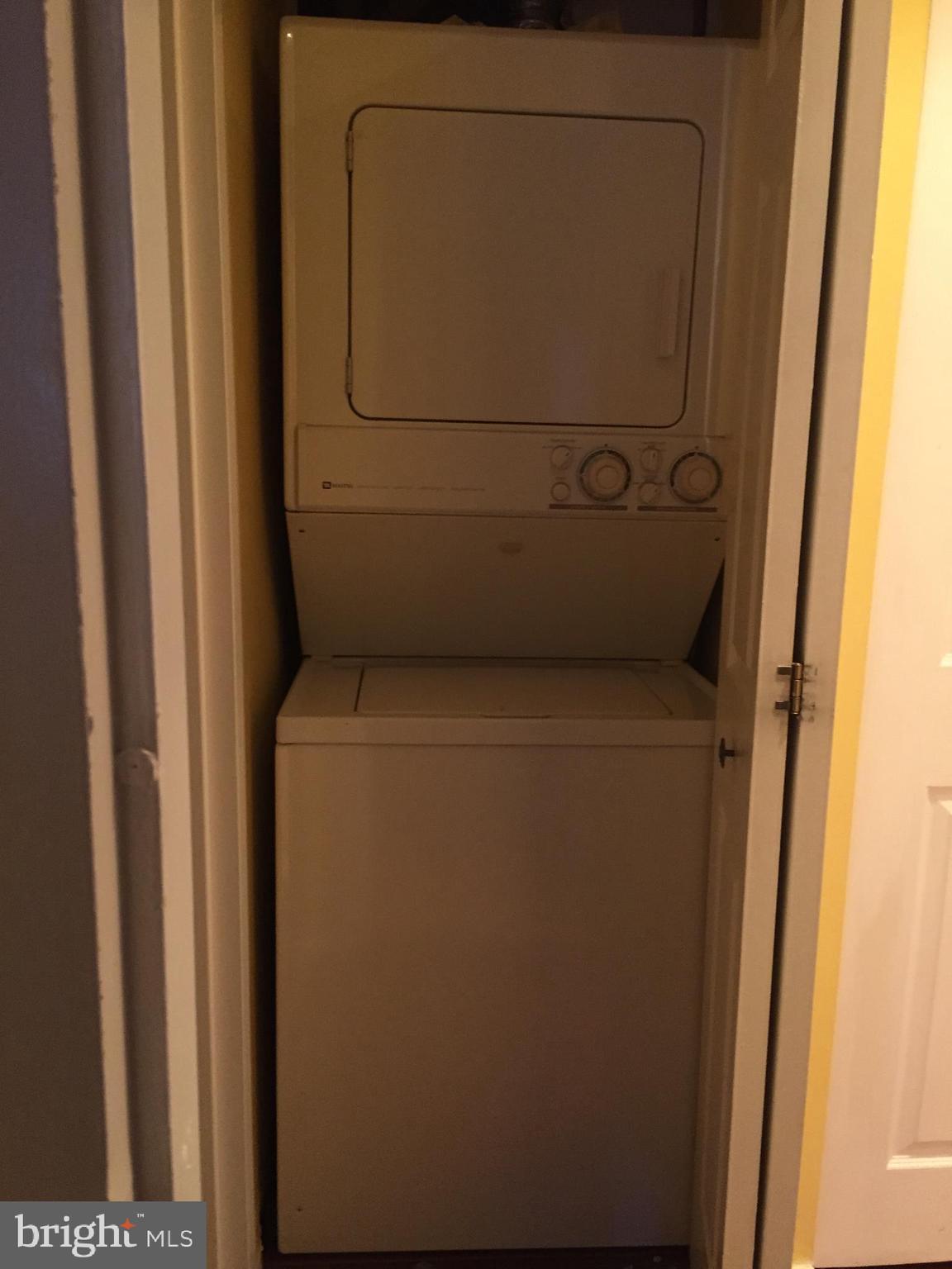 THOMAS CHOICE GARDENS - Residential Lease