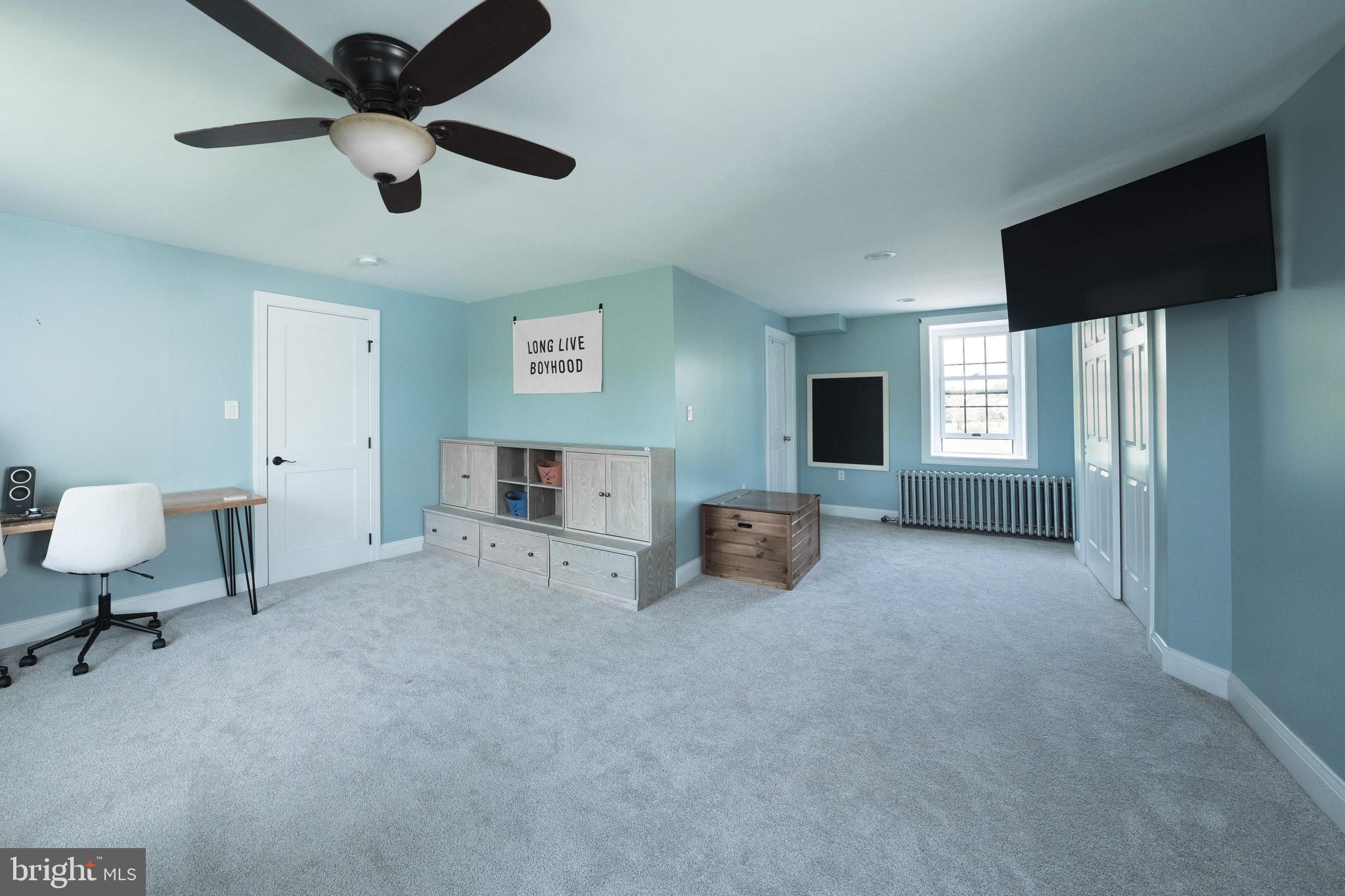 MEADOWBROOK - Residential