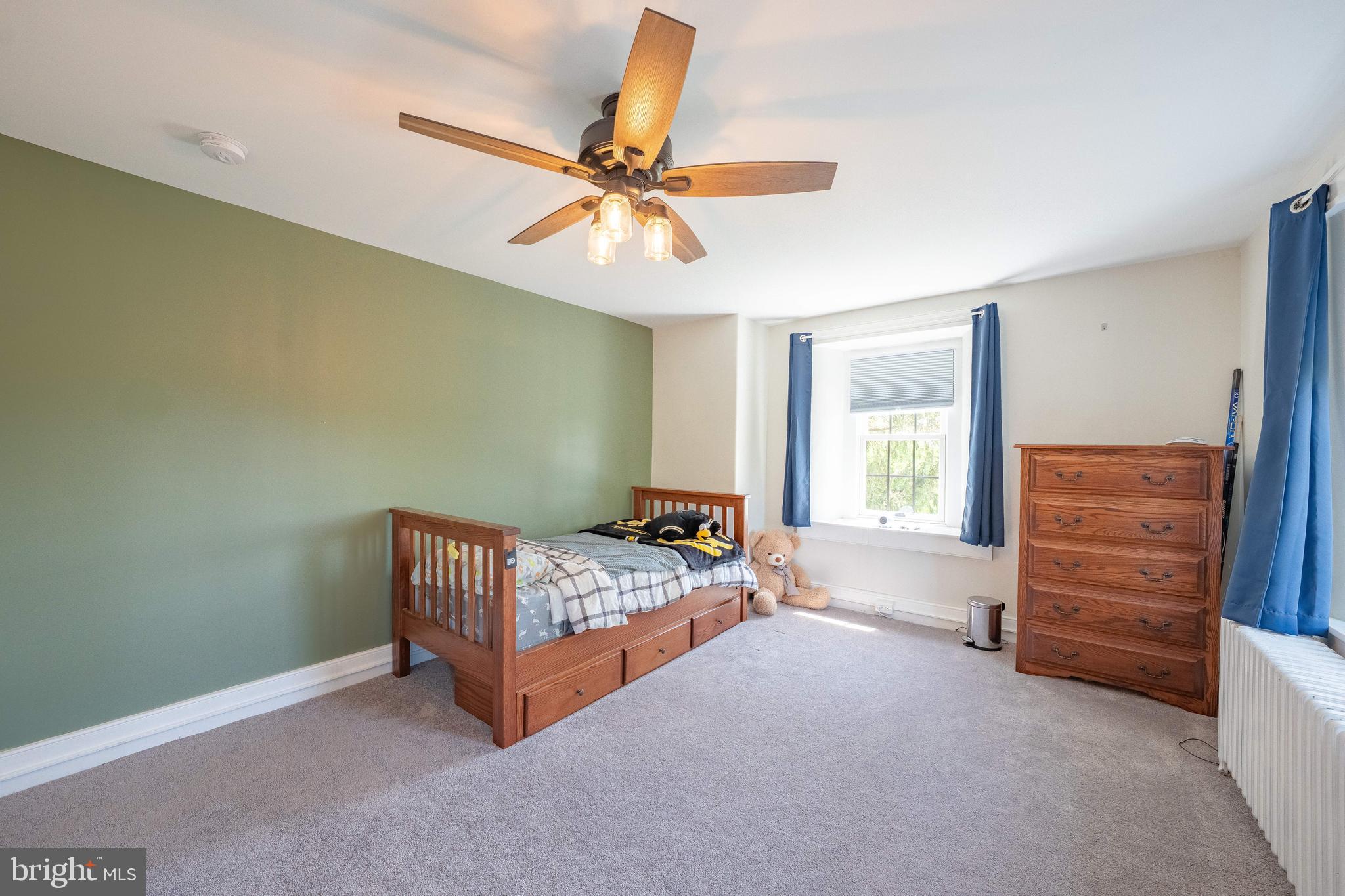 MEADOWBROOK - Residential