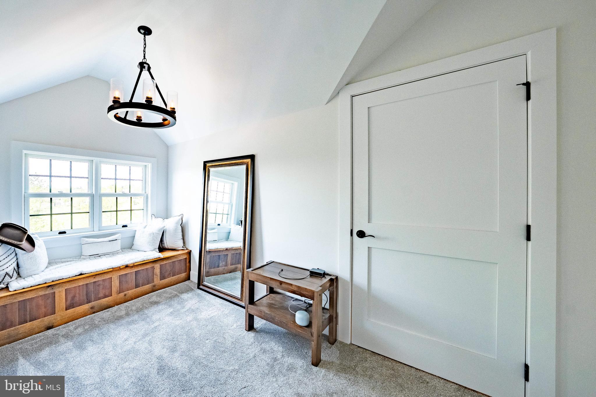 MEADOWBROOK - Residential