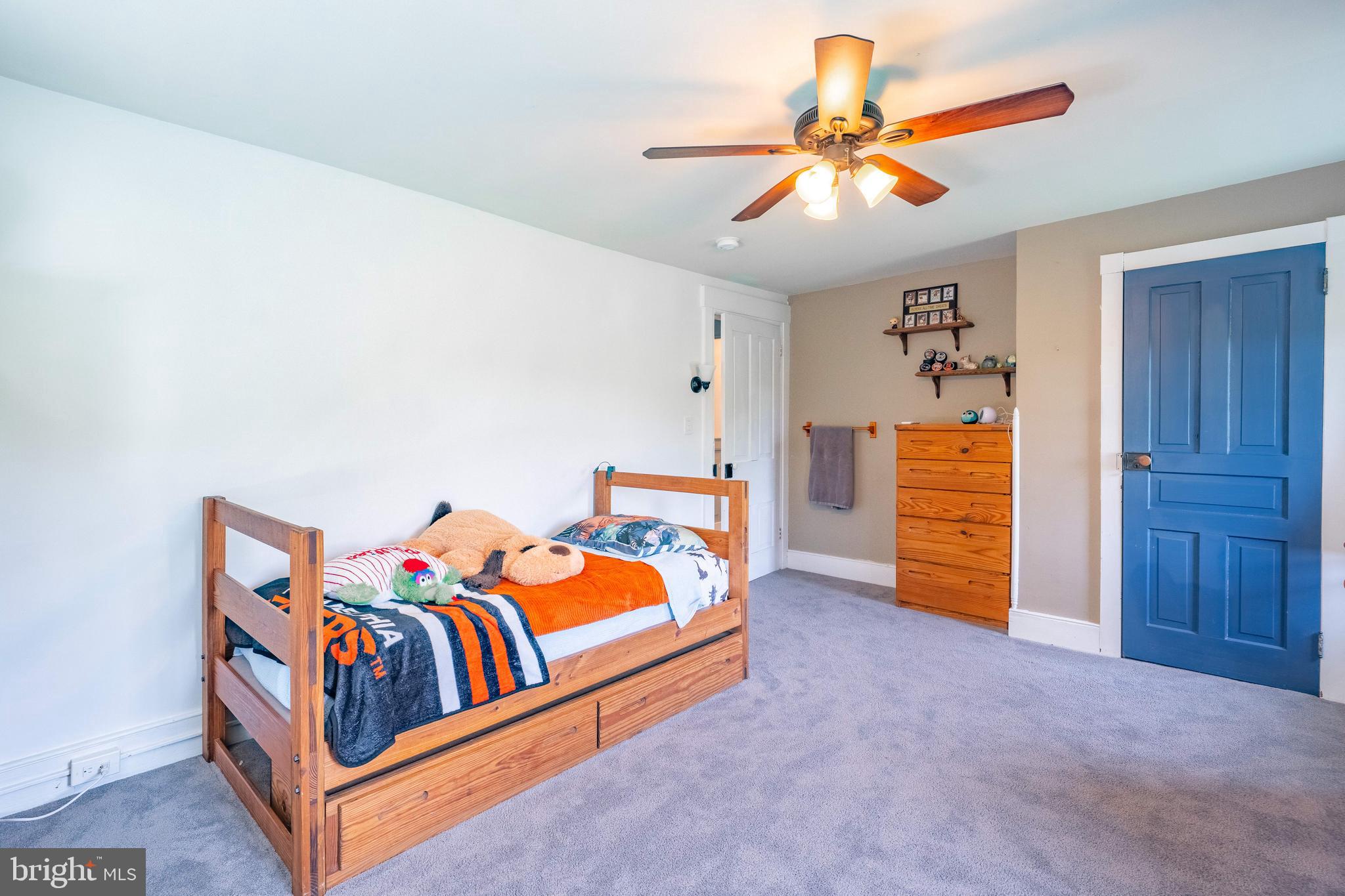 MEADOWBROOK - Residential