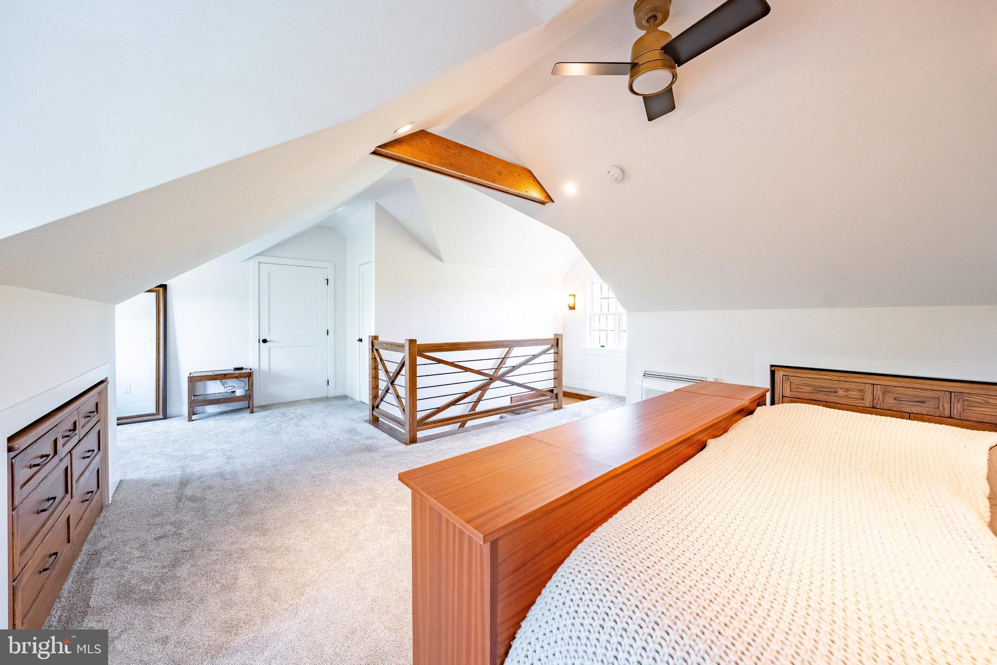 MEADOWBROOK - Residential