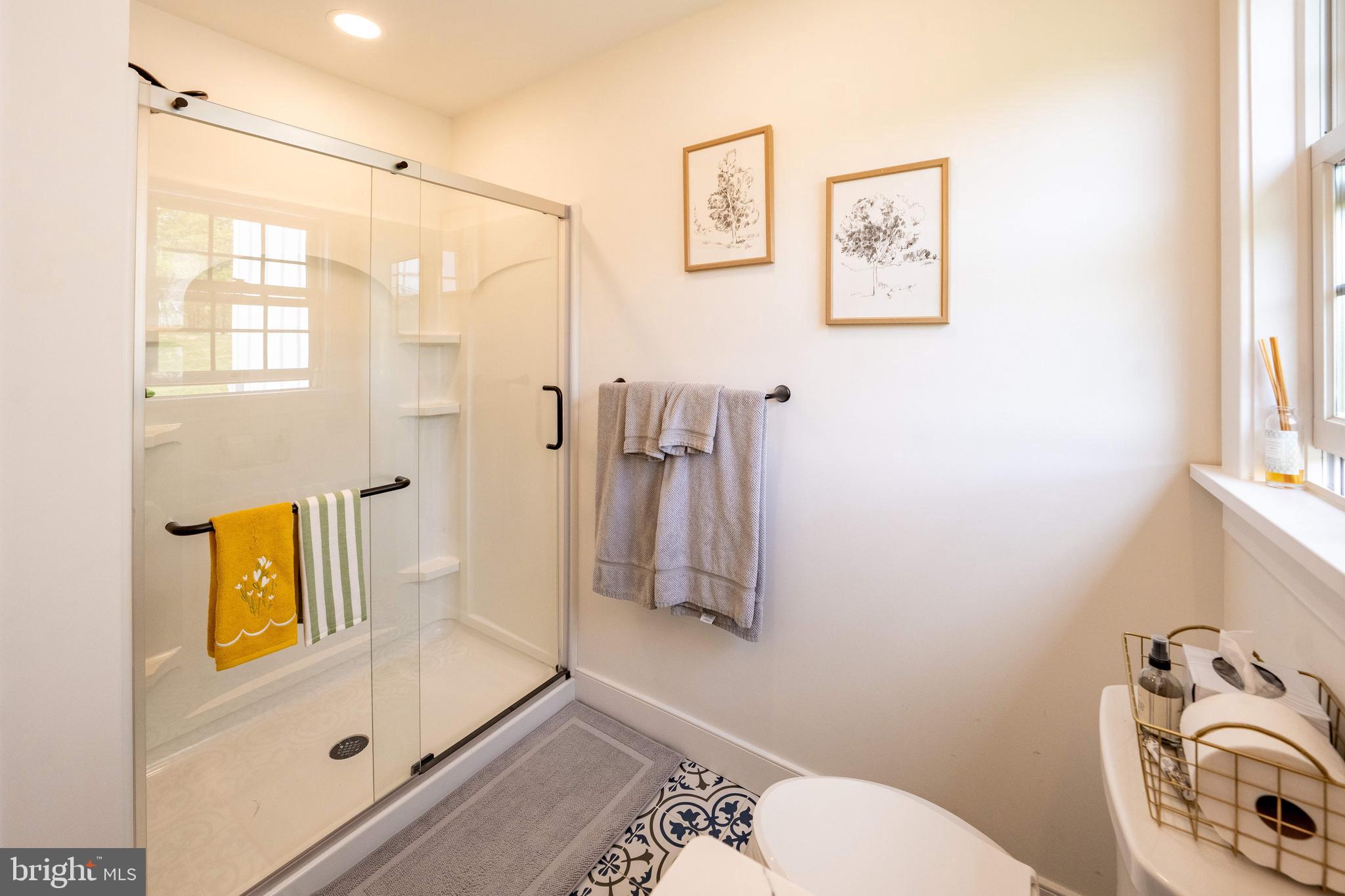 MEADOWBROOK - Residential