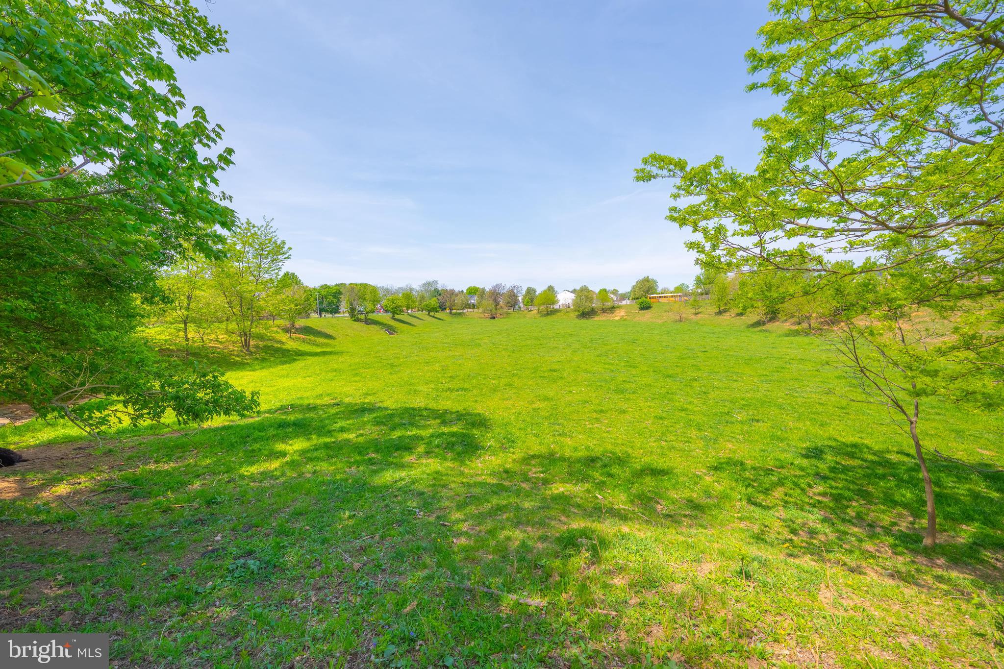 MEADOWBROOK - Residential