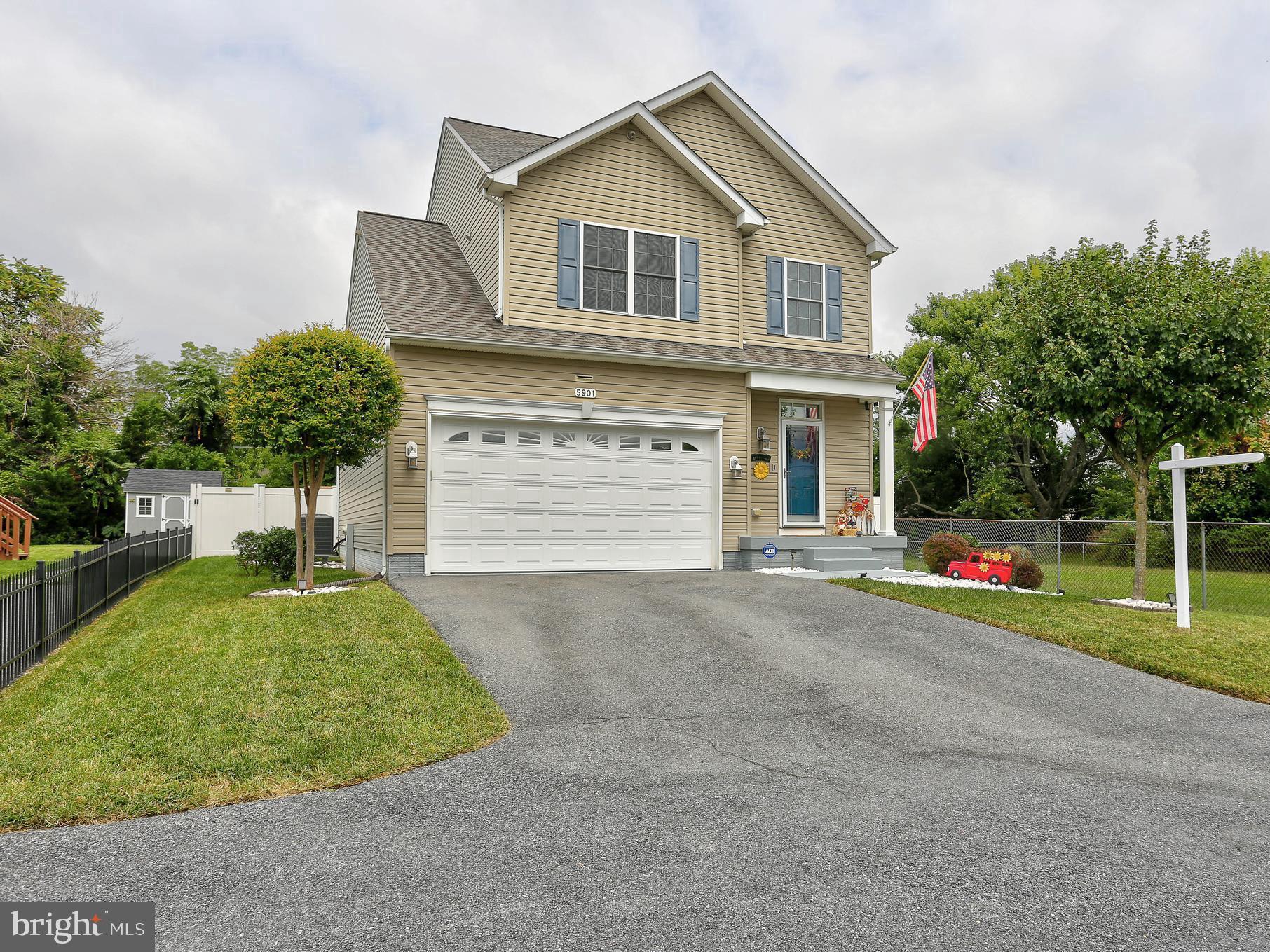 LYNNBROOK - Residential