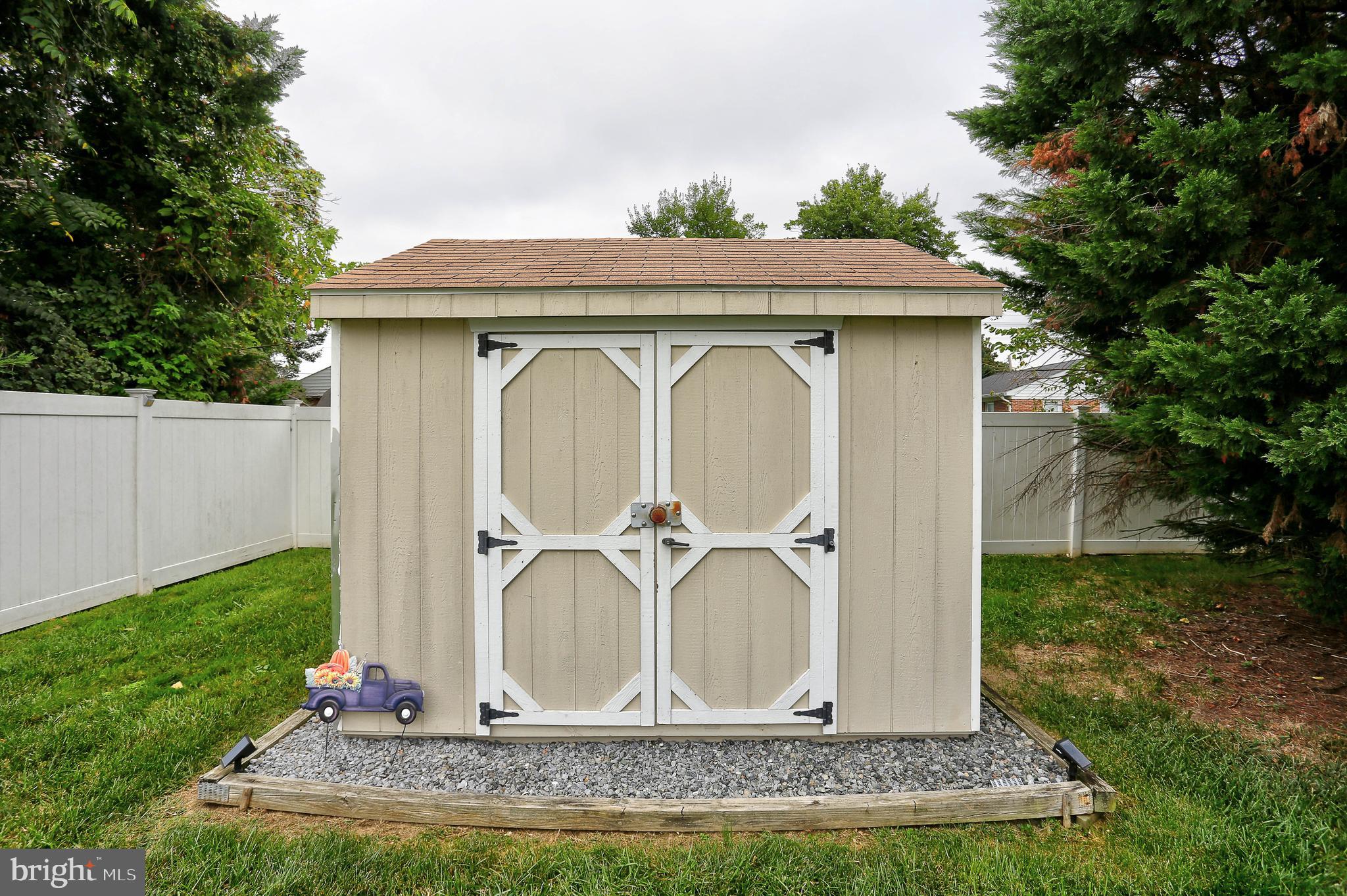 LYNNBROOK - Residential