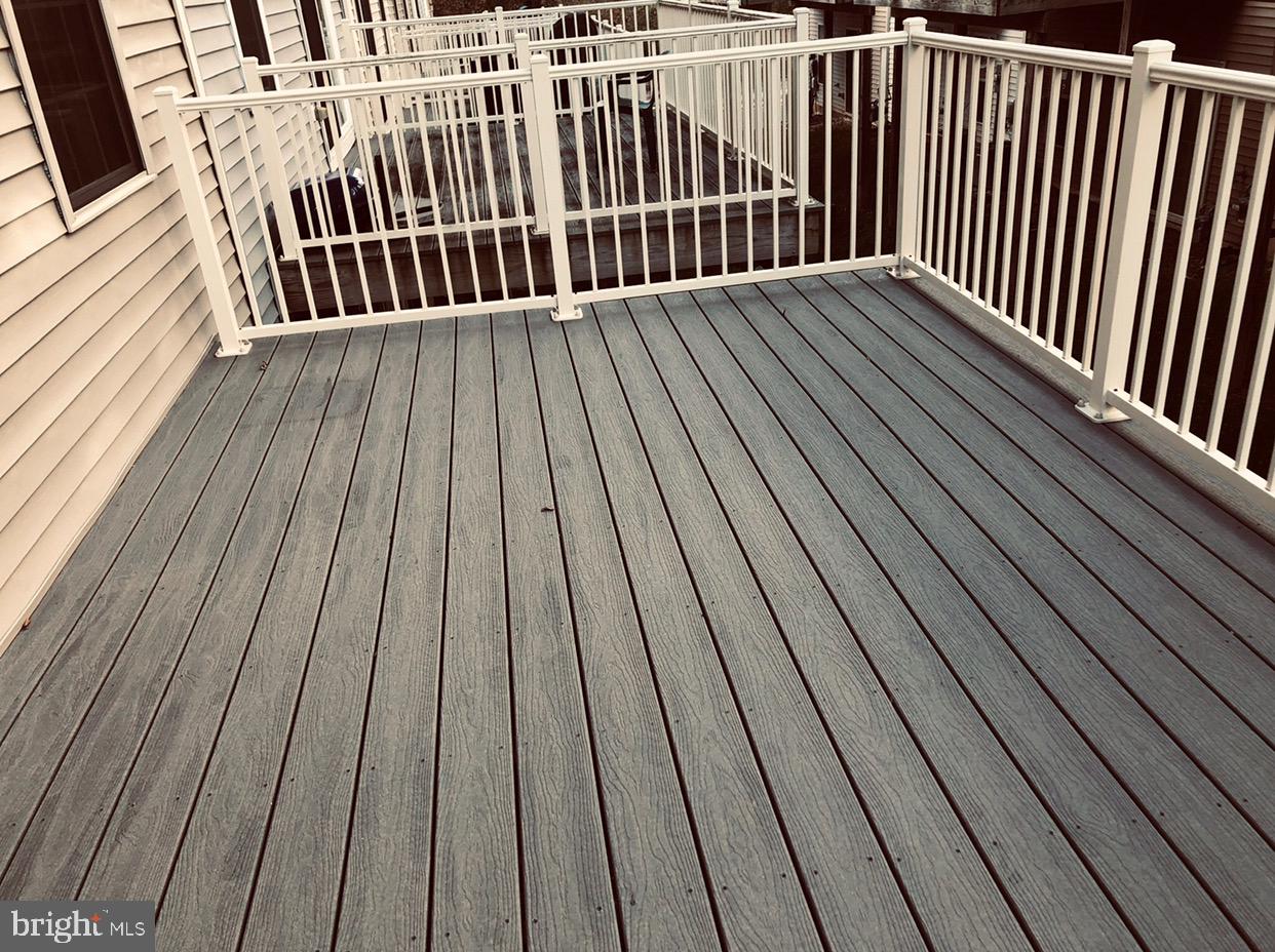 TRIANGLE HIGHLANDS CONDO - Residential Lease