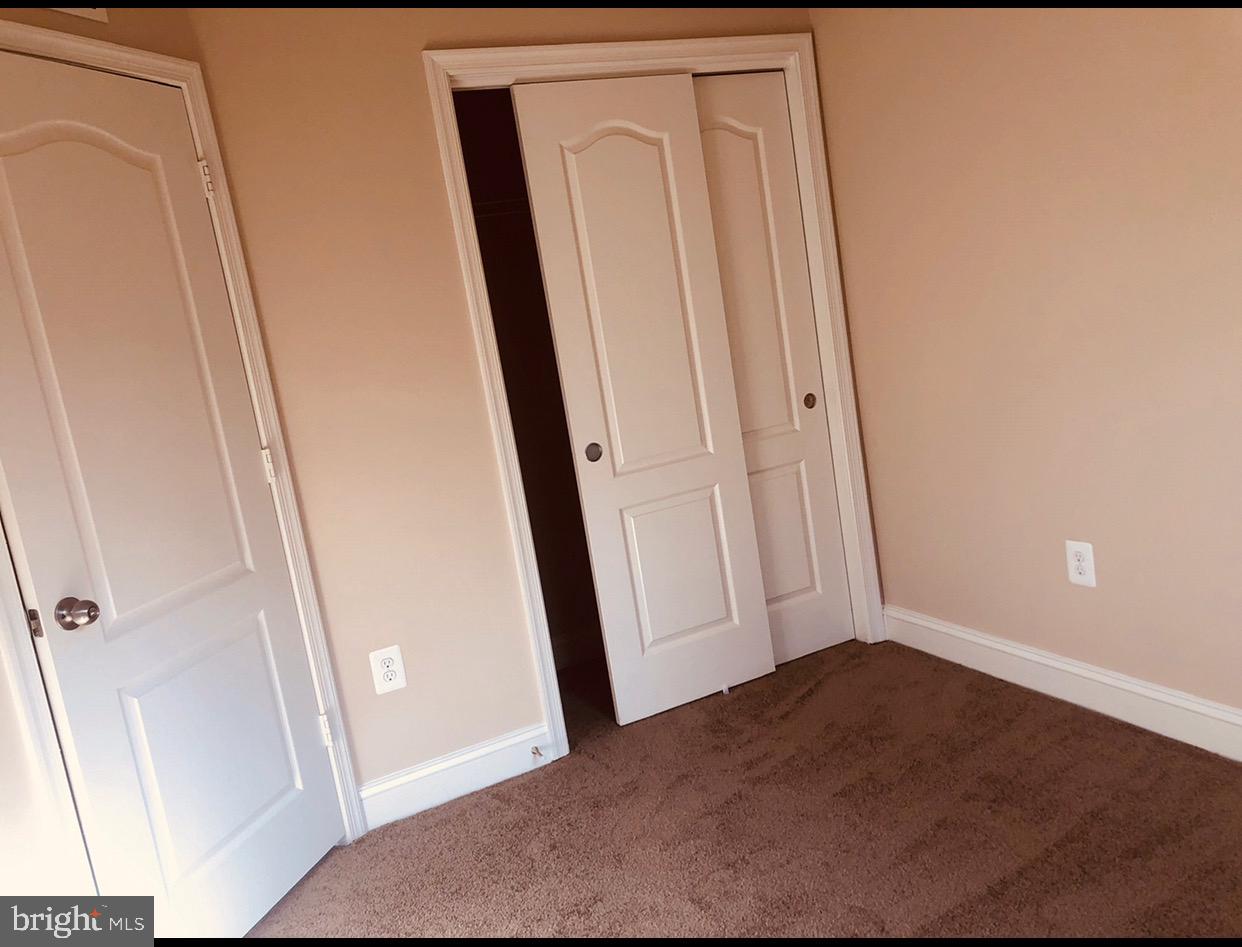 TRIANGLE HIGHLANDS CONDO - Residential Lease